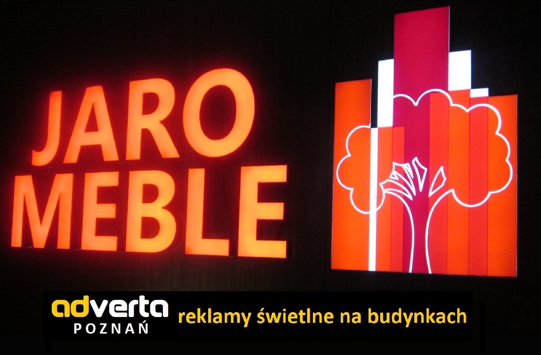 Litery 3d świetlne adverta Poznań nocą. 